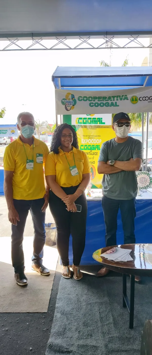 Coogal mostra artesanato mineral feito por mulheres do Lourenço na 1ª EXPOCOOP