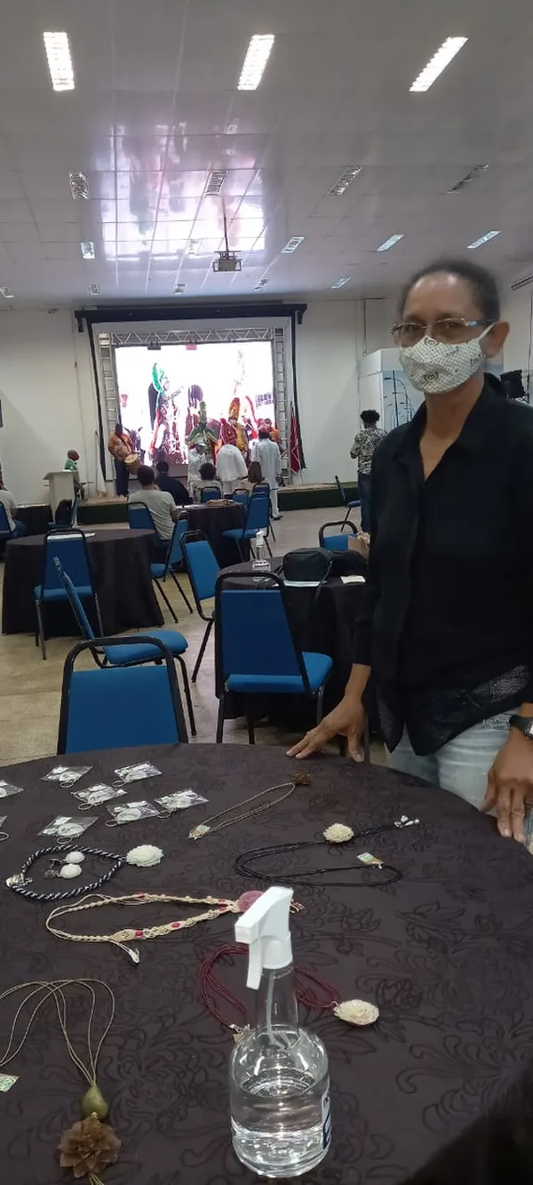 Cooperativa Mãos que Criam participa de encontro no Sebrae, que fortalece retomada do turismo no AP