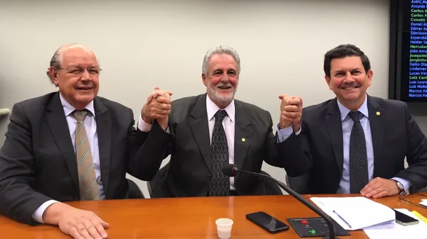 COMISSÃO APROVA INCENTIVO A COOPERATIVAS DE PEQUENO PORTE