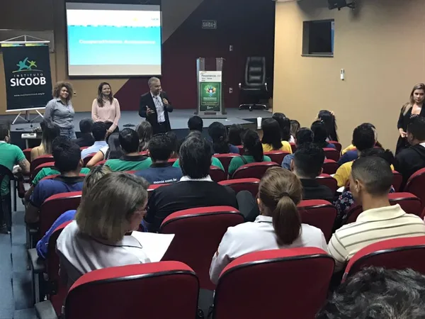Palestra de Gestão de Finanças Pessoais