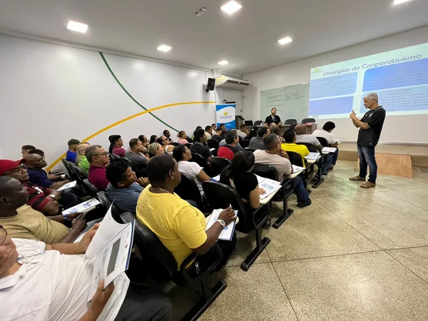 Sistema OCB Amapá capacita cooperados e colaboradores da Cooperativa PROSSEG